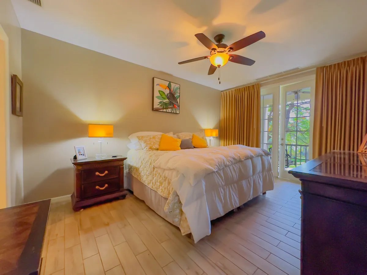 Pacifico Townhouse #101