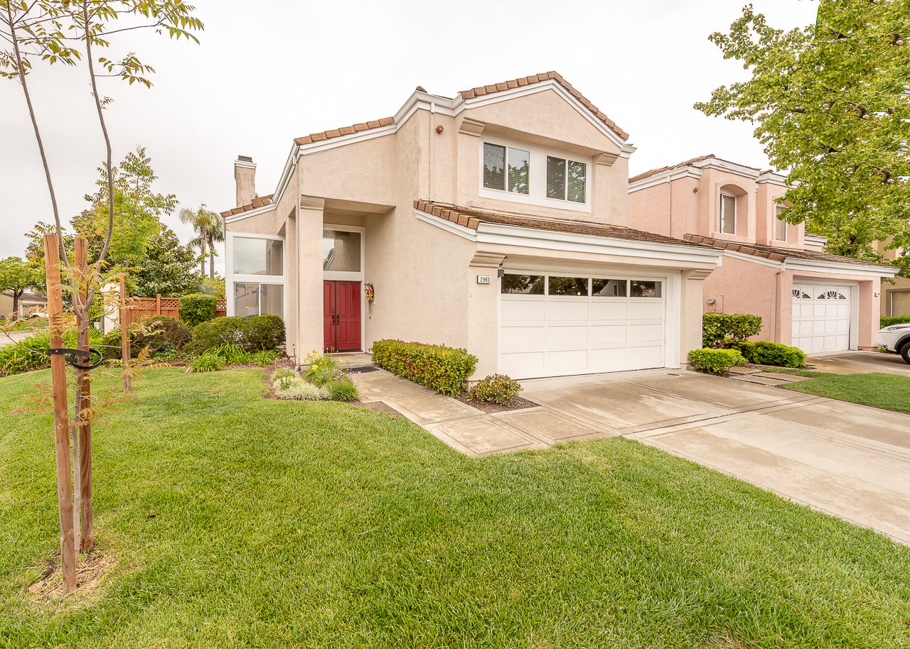 Meridien Court - Gated Community!