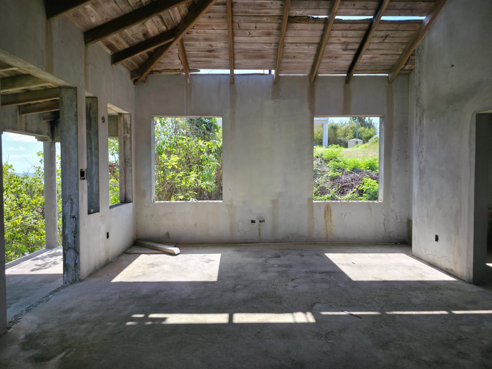 1116 Brady Ghut Unfinished Fixer Upper