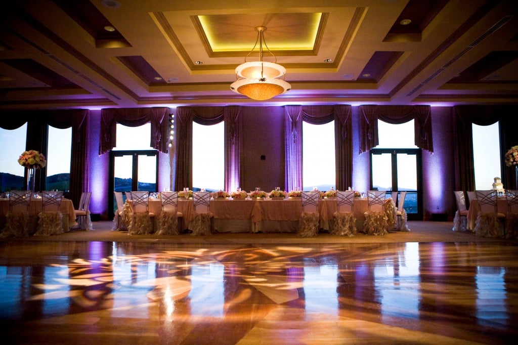 What Features Make MacDonald Highlands an Excellent Choice for Relocation Buyers from California and Other Major Cities?