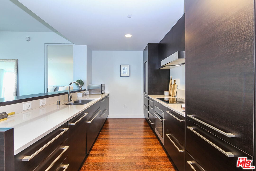 6250 Hollywood Blvd, #11N