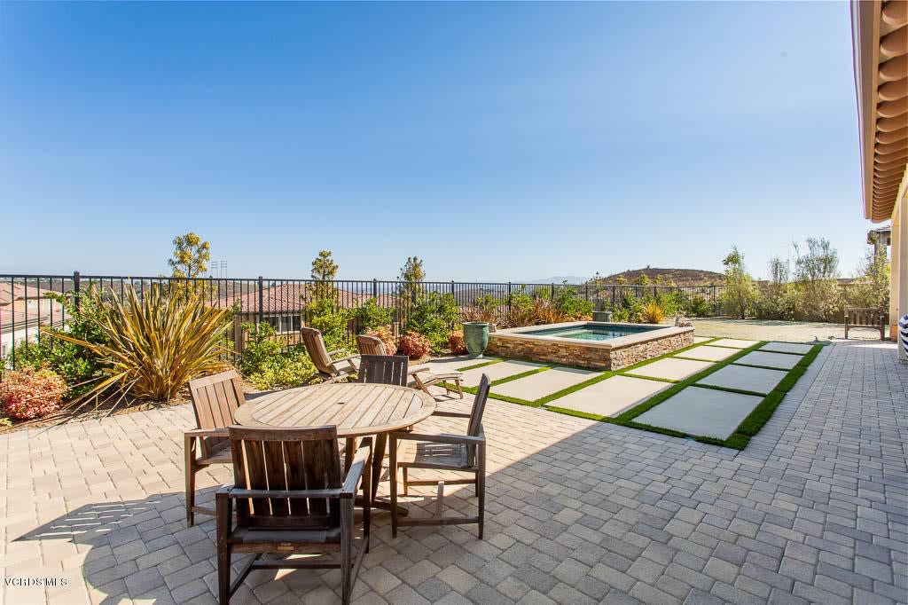 7330 Nicklaus Road
