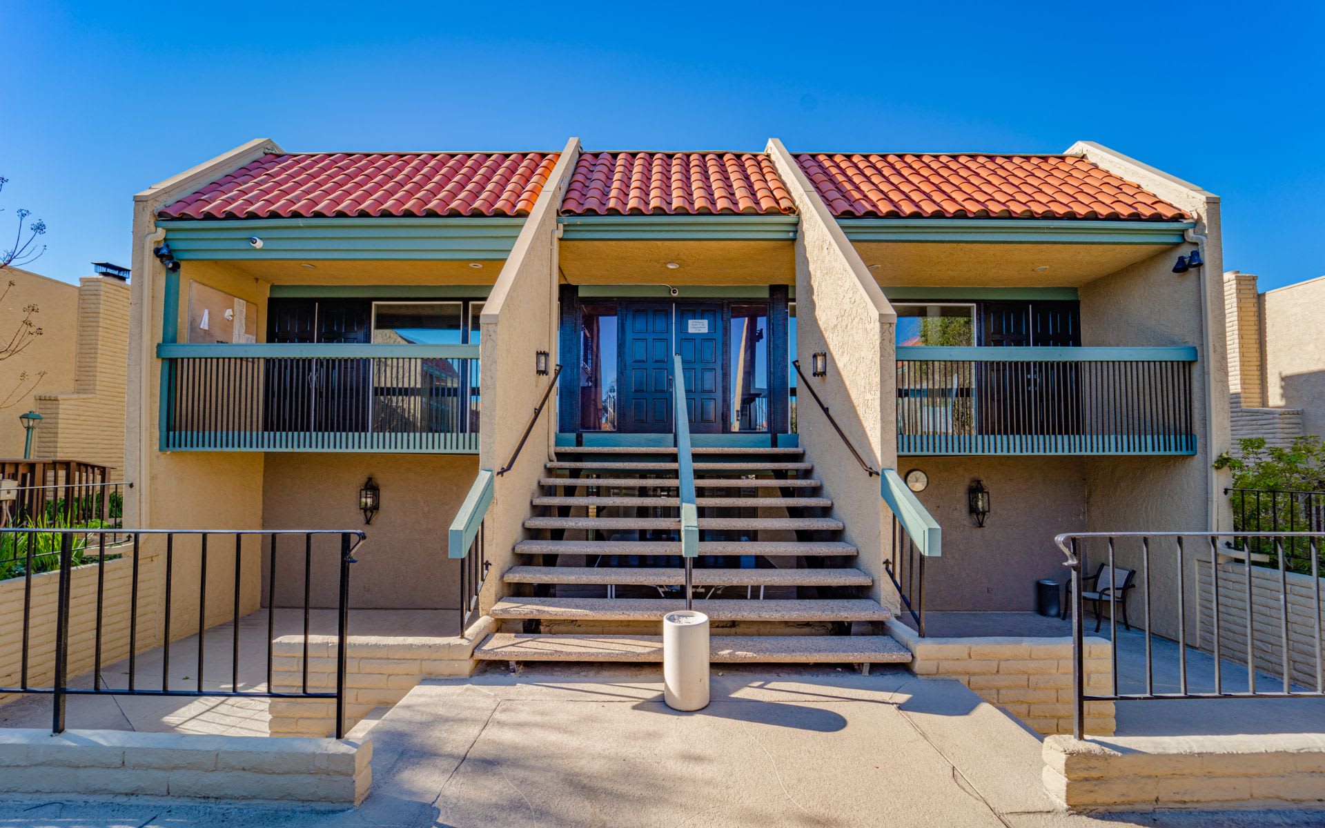 1070 Palo Verde Avenue