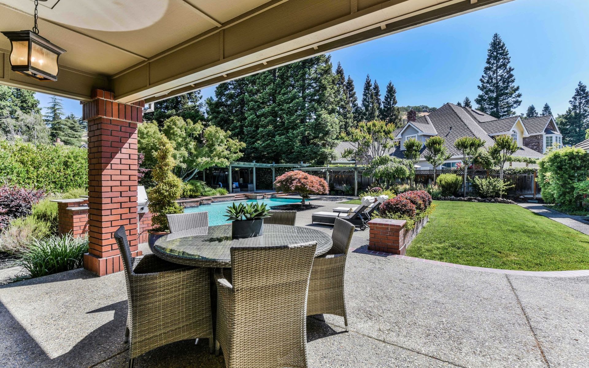 117 Warwick Ct