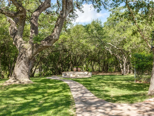 221 Upper Cibolo Creek Rd