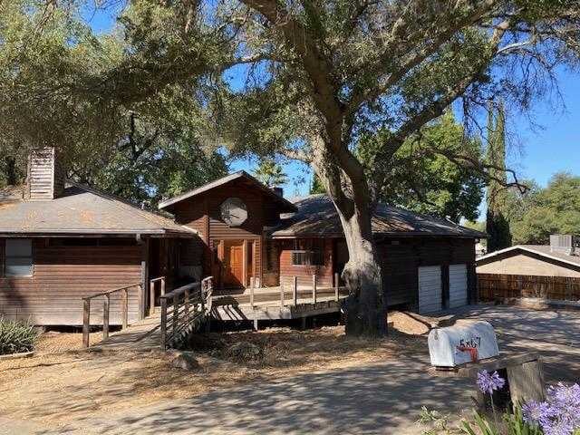 5807 Oak House Court
