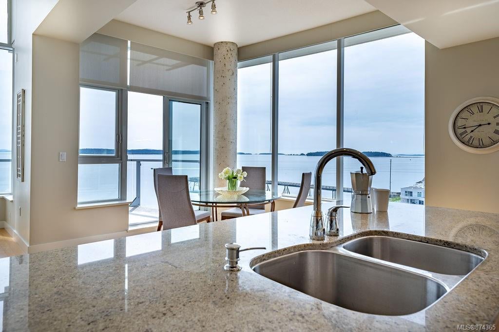 709-9809 Seaport Pl