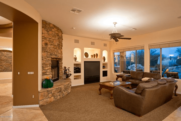 11292 E CAVEDALE DR