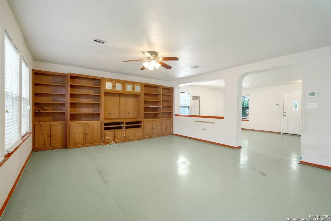 8422 Bluestone Bay