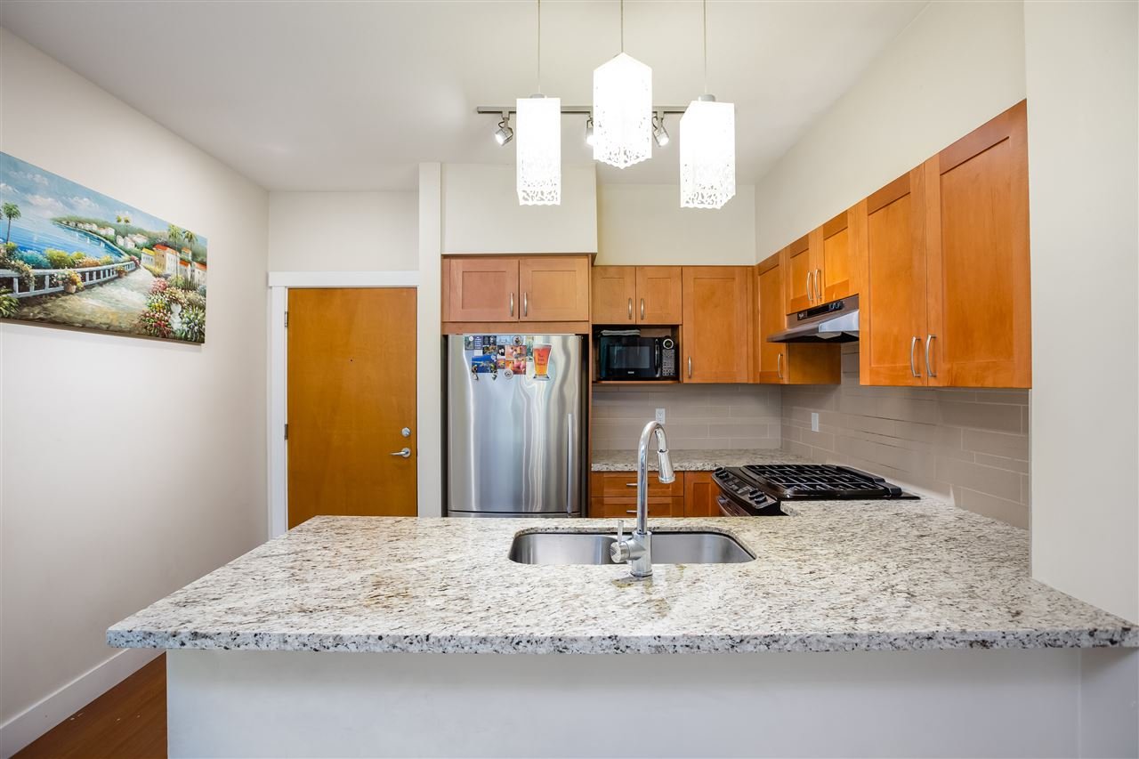 420-1111 E 27th St
