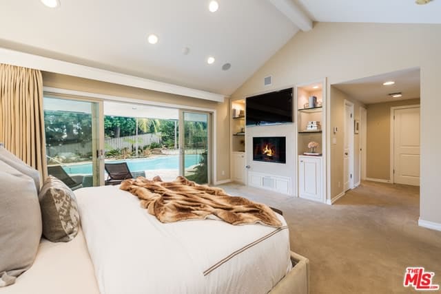 Sophisticated Mid-century Home