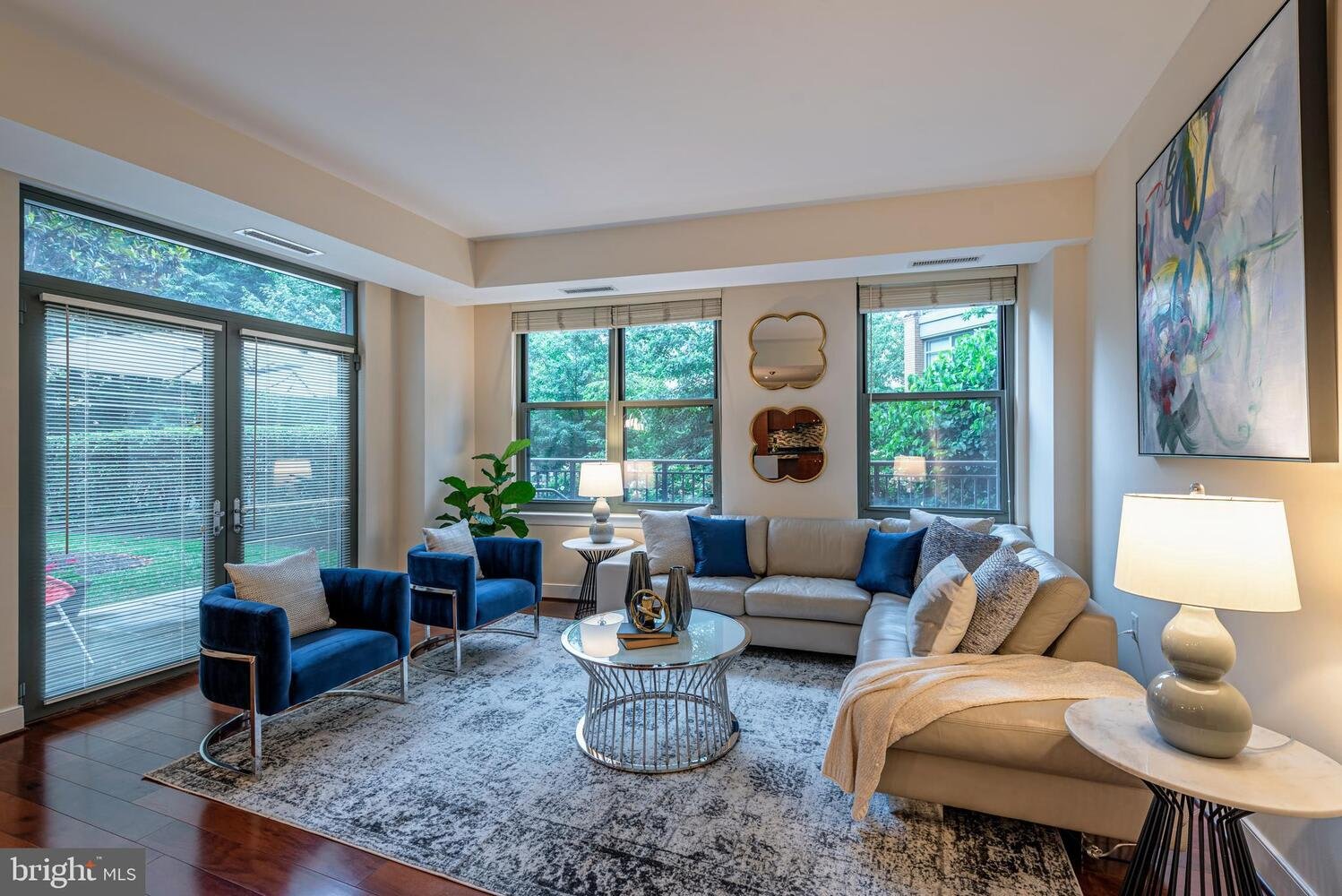 2425 L ST NW, #241