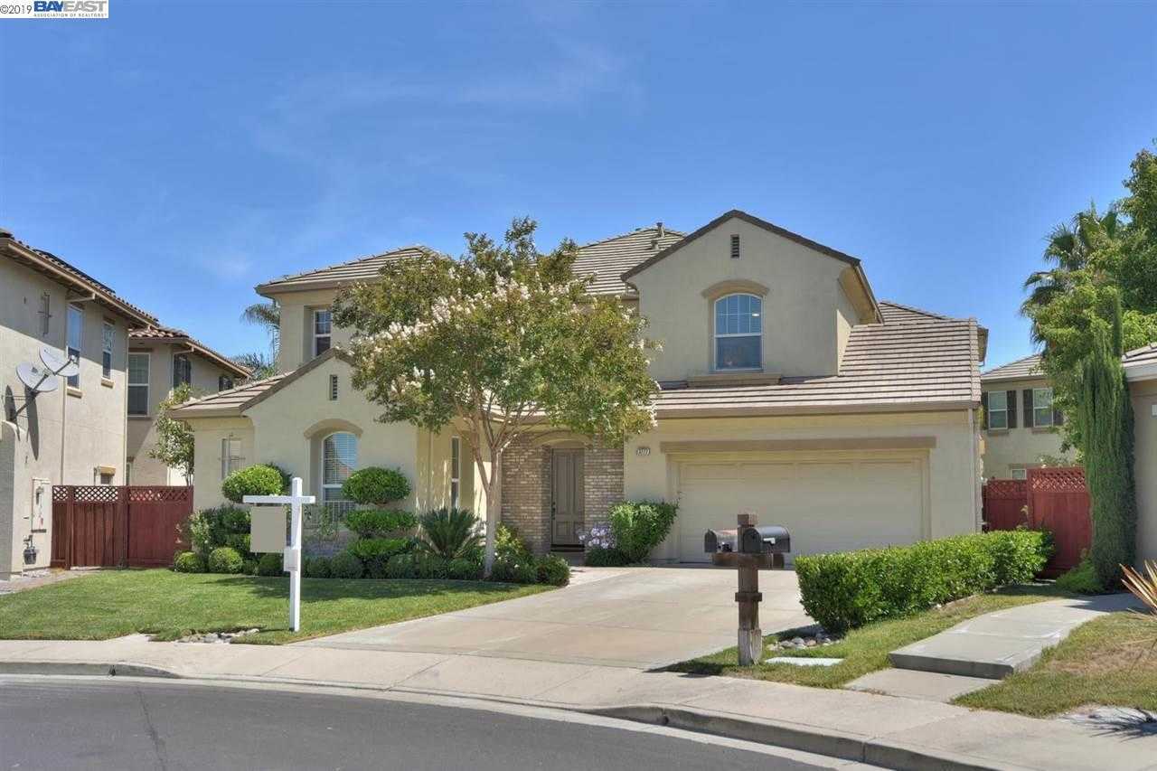 3777 Hobstone Pl