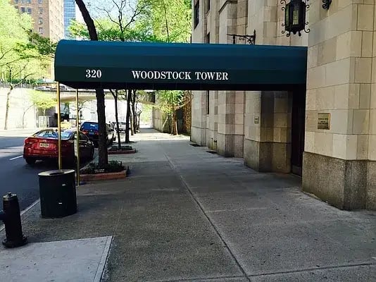 320 East 42nd Street Unit: 2318