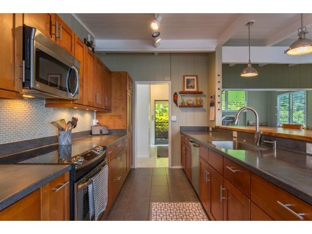 3281 Beaumont Woods Pl #6