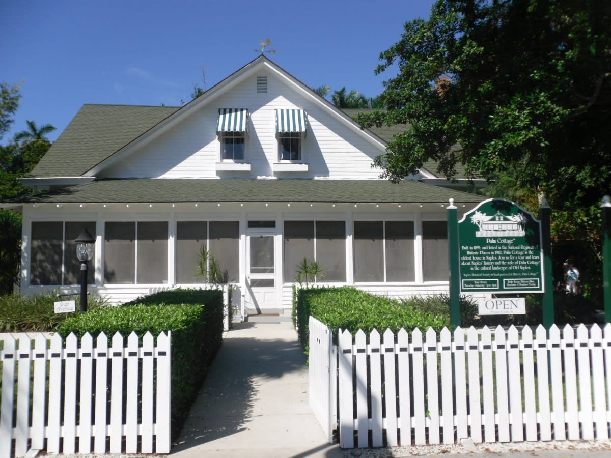Historic Palm Cottage