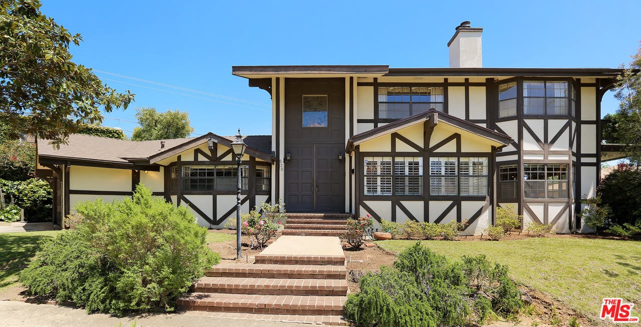 520 Lombard Ave