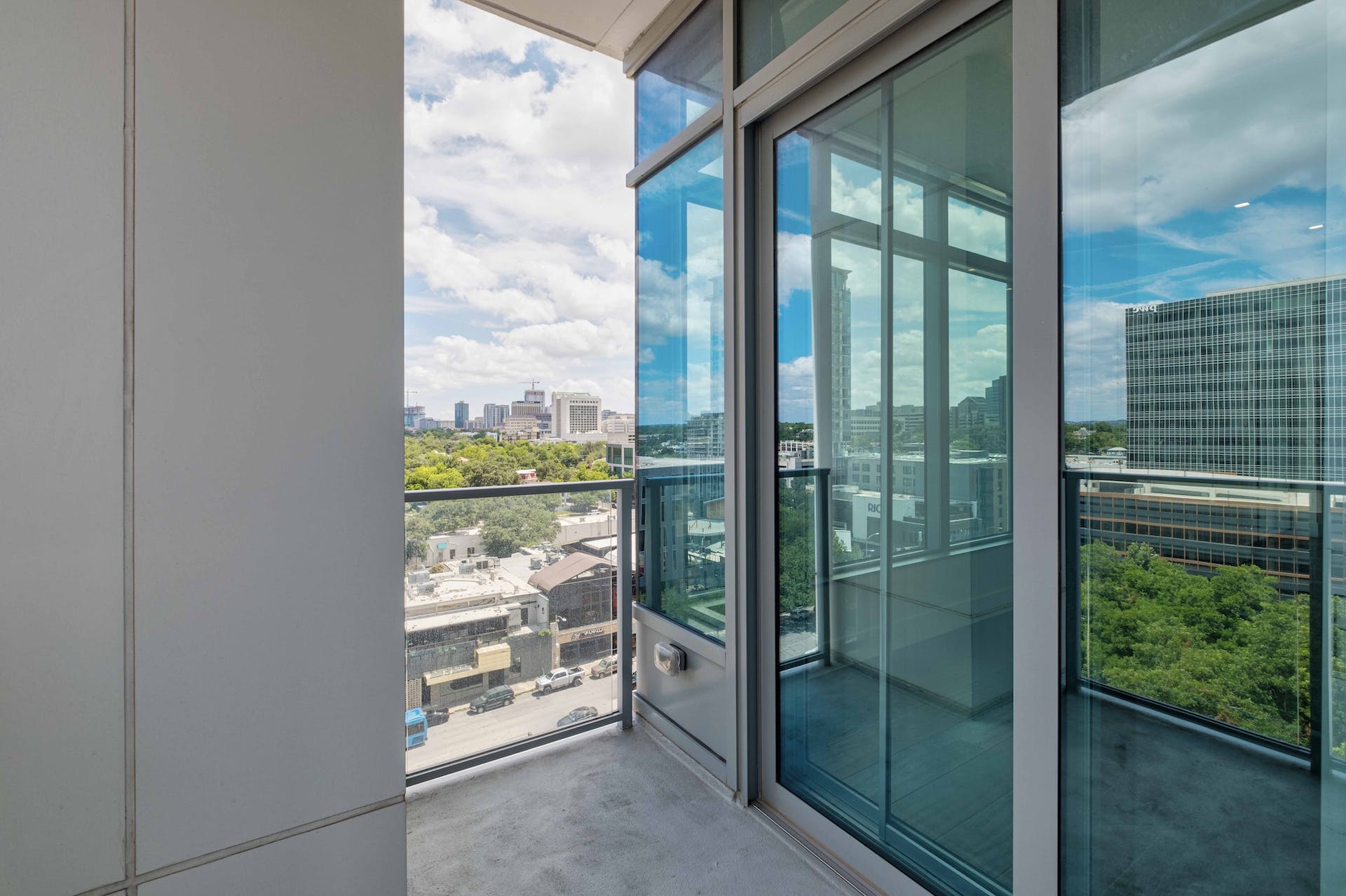 501 West Ave #1004
