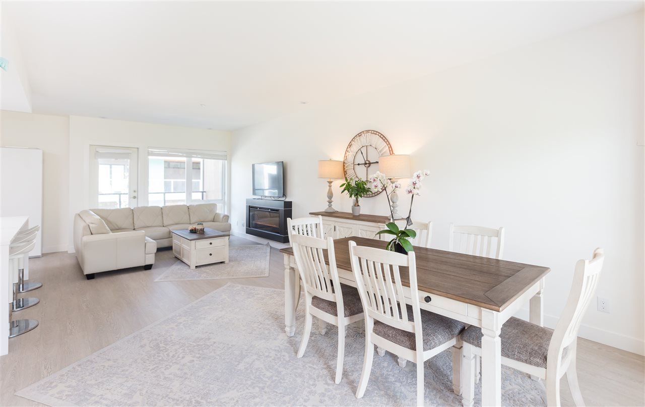 38-3595 Salal Dr