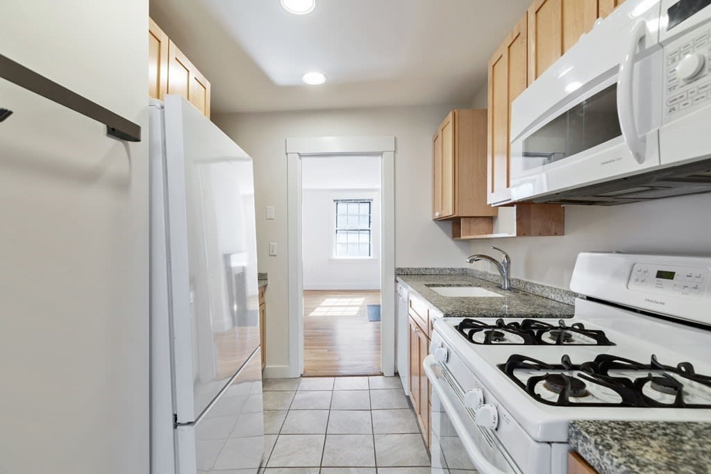 135 Charles St, #3