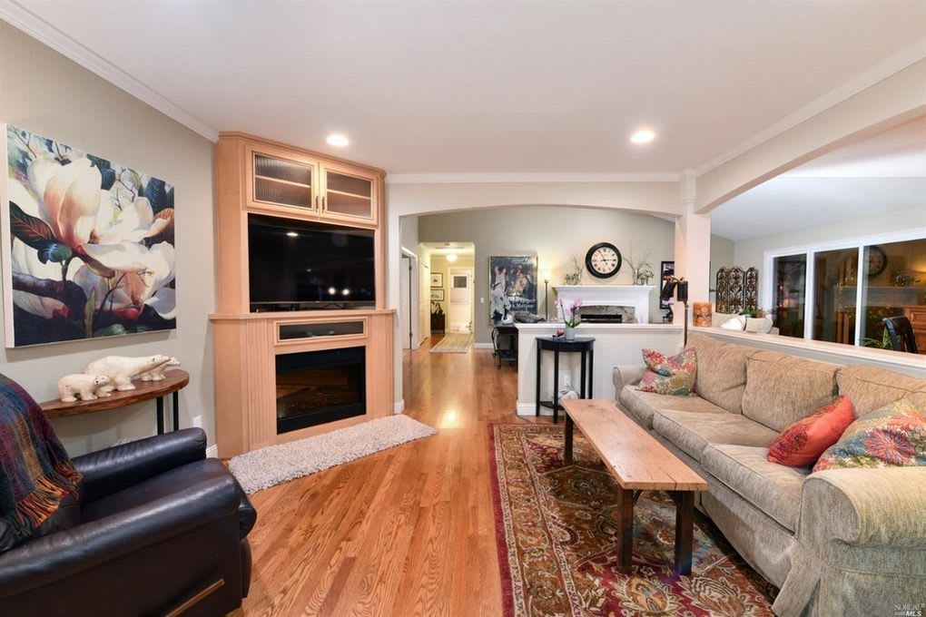424 Woodley Way