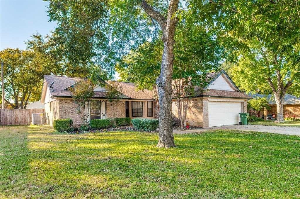 2718 Lucas Drive