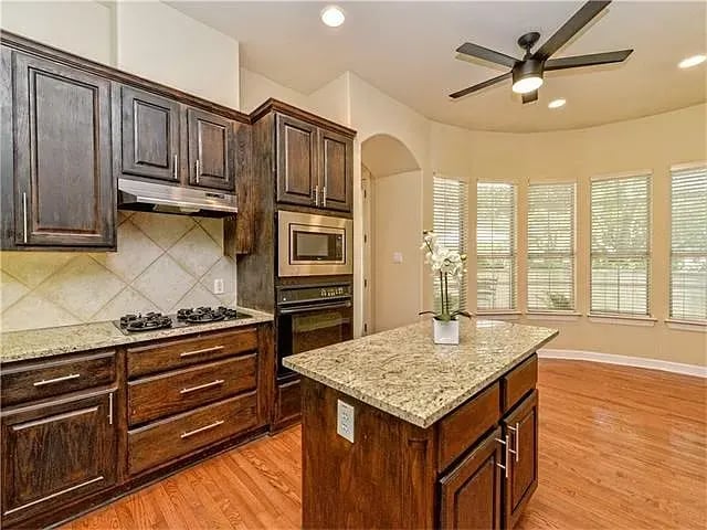 4007 Gaines Ct