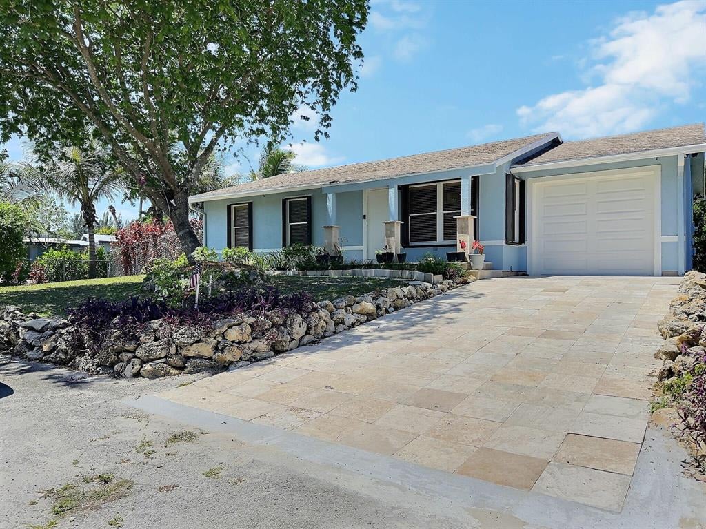 12895 Persimmon Boulevard, West Palm Beach, FL 33411