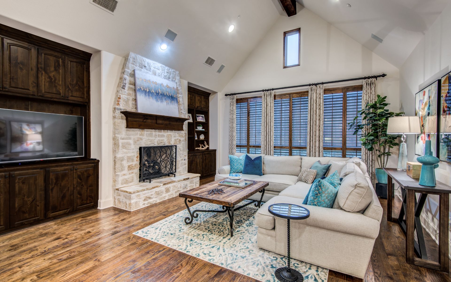 8276 Treemont Place
