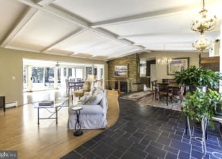3916 SHORE EDGEWATER