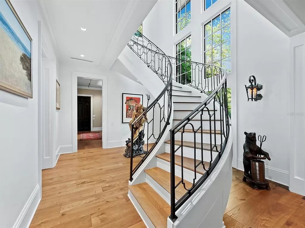 4223 Bay Shore Rd