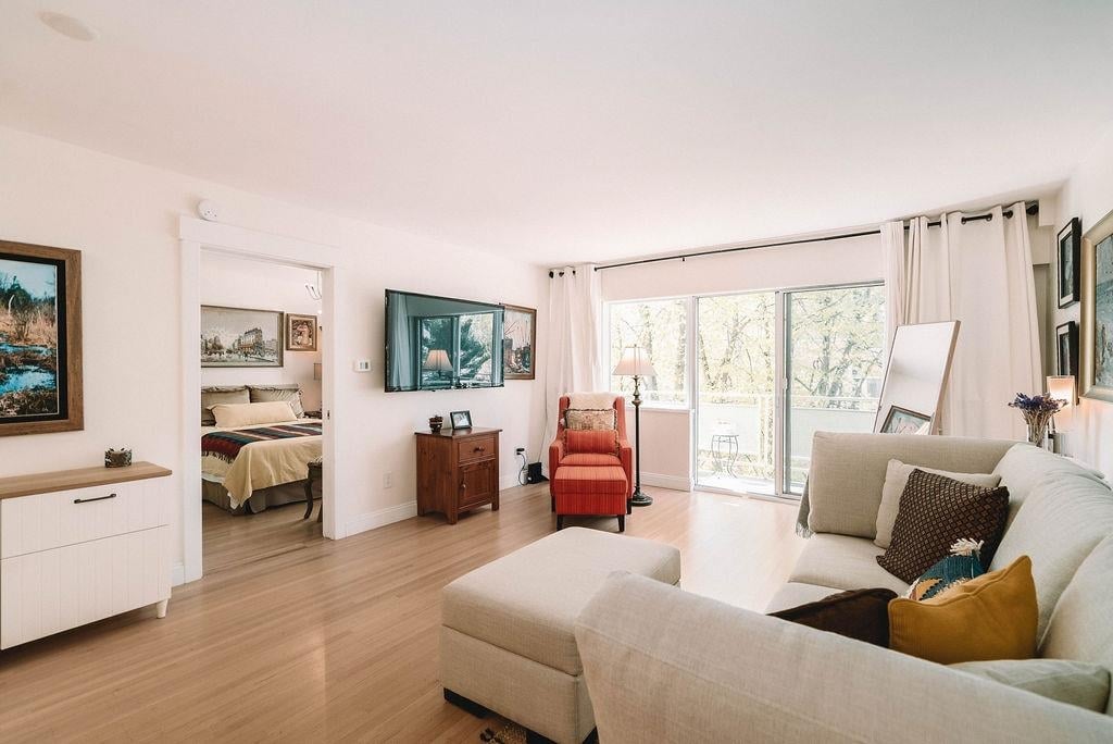 303-2409 W 43rd Ave