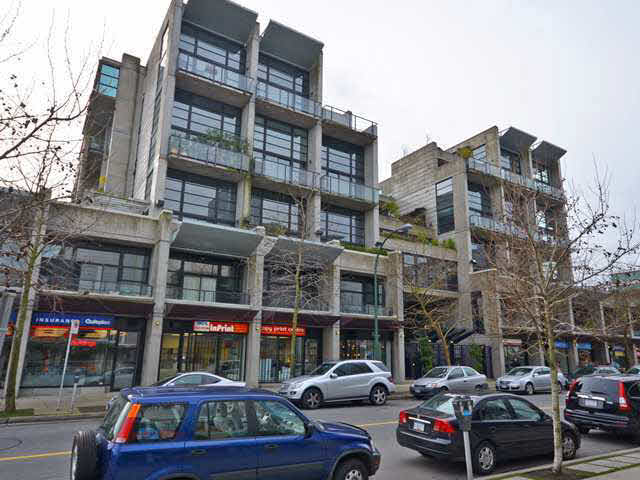 517-428 W 8th Ave