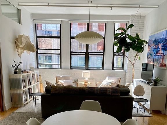 79 Bridge St Apt: 3C