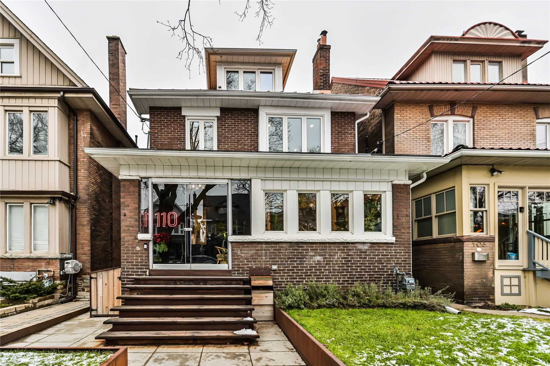 110 Grenadier Rd