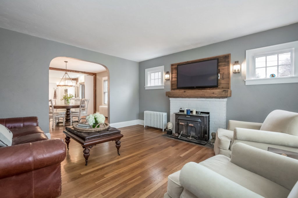 12 Carlin St