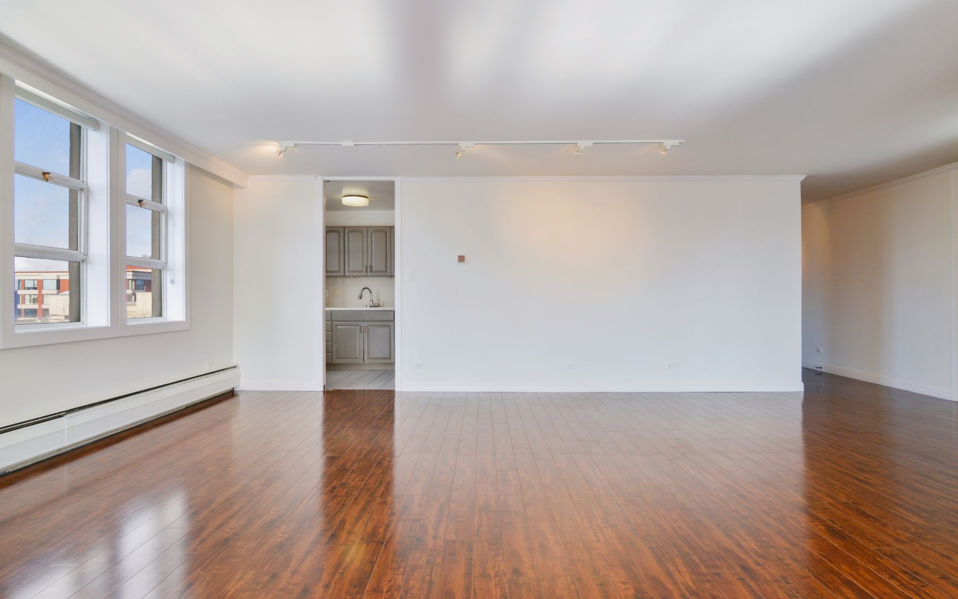 2200 Pacific Ave #10F