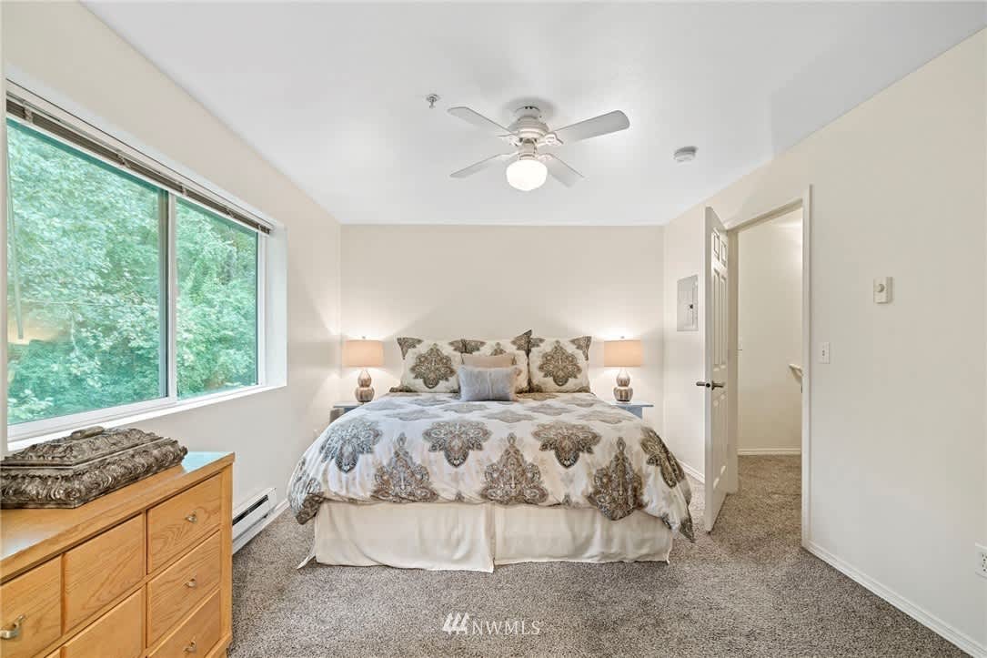 14335 Simonds Rd NE Unit #C302, Kirkland, WA 98034
