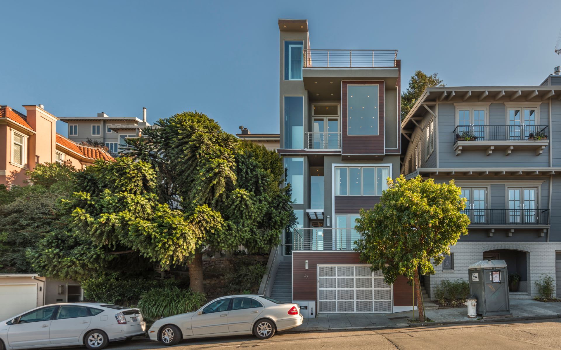 47 Clarendon Ave