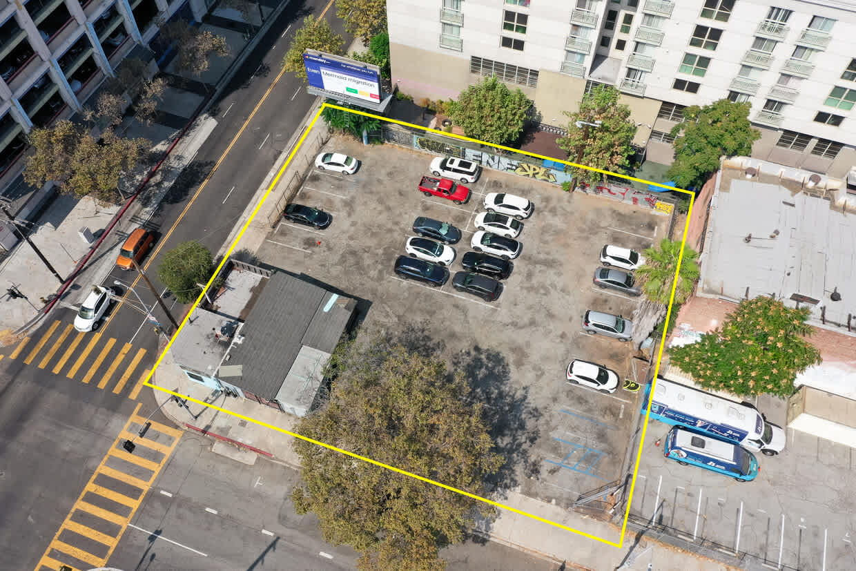 231 Venice Blvd