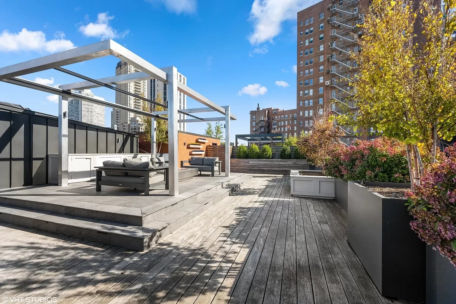 445 W Arlington, Unit 4W