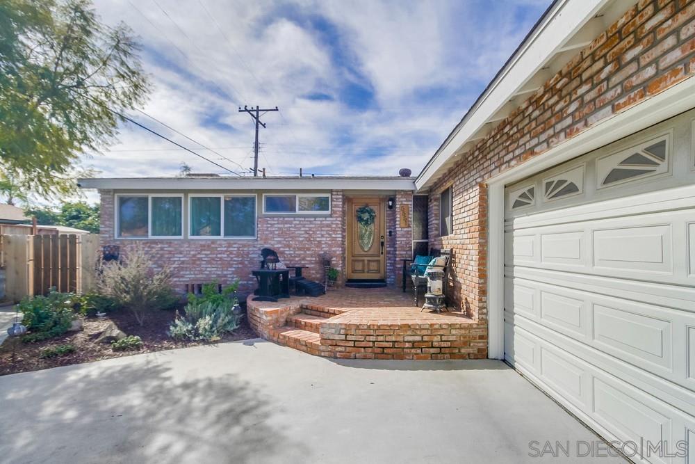 5551 Gala Avenue