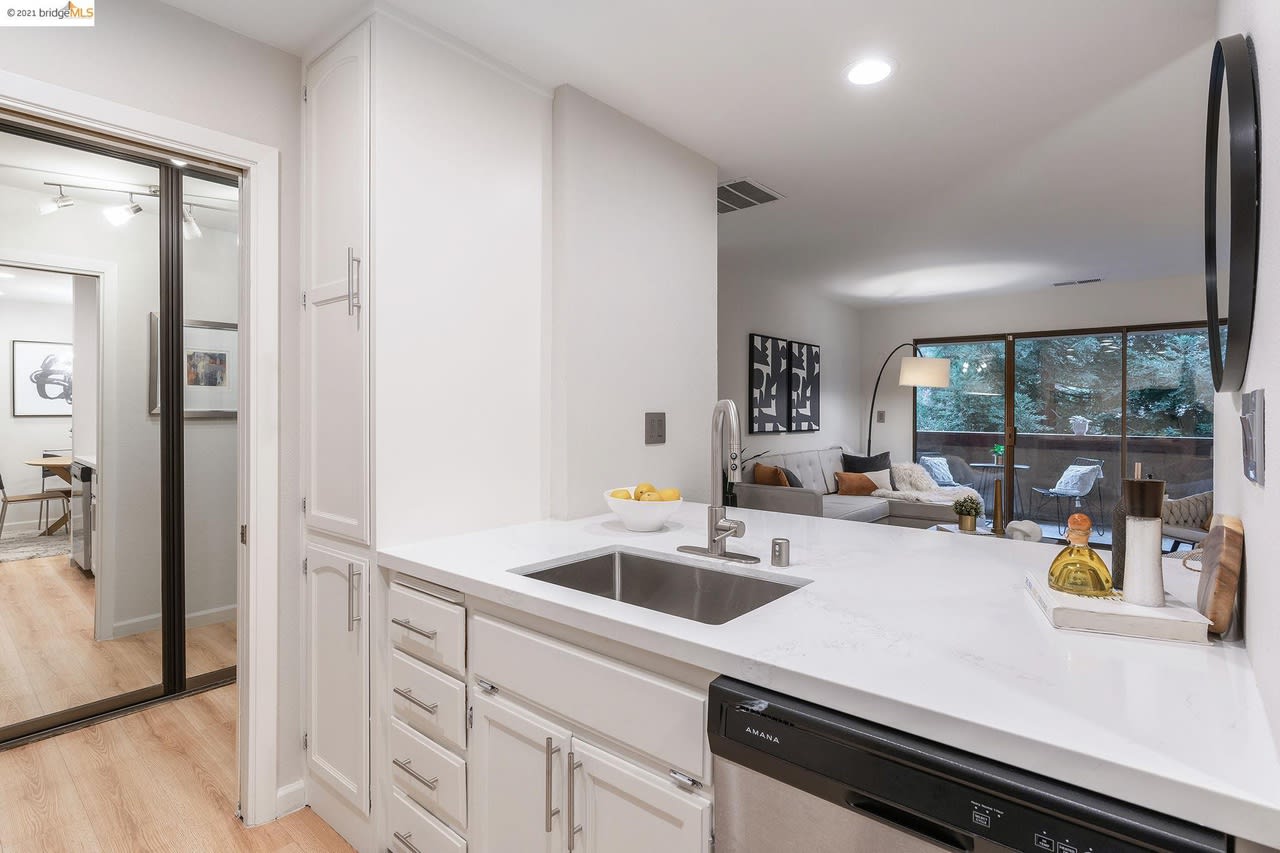 26937 Hayward Blvd #112
