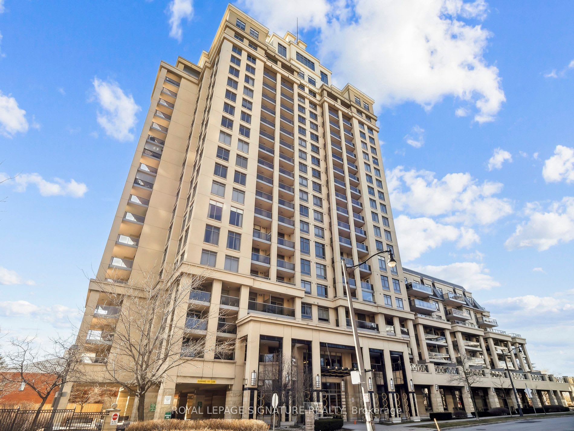 18 Kenaston Gdns 804