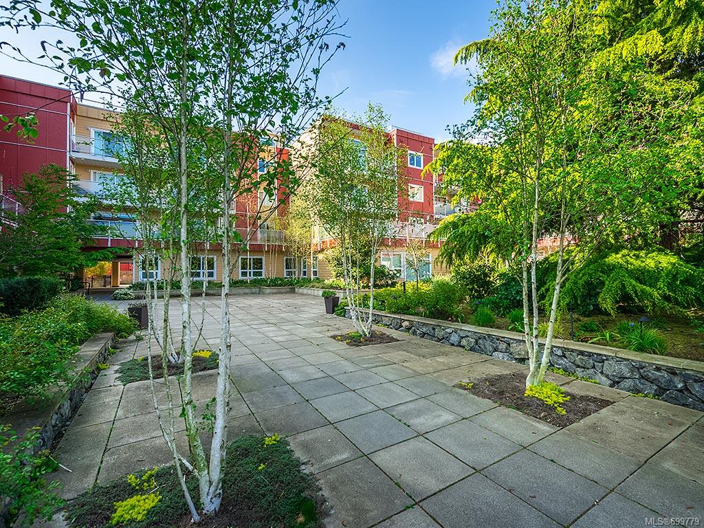 408-1315 Esquimalt Rd