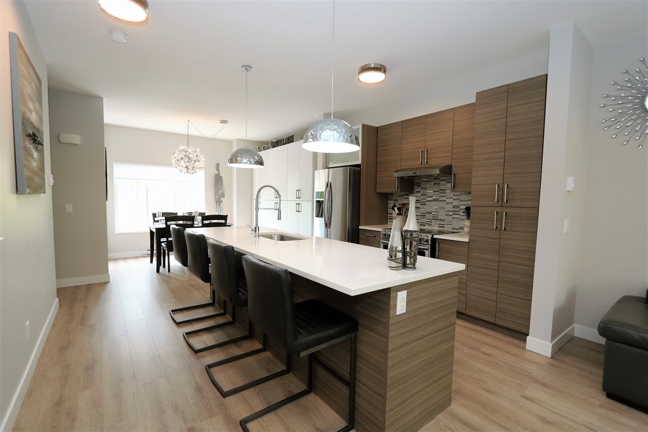 13-1219 Burke Mountain St