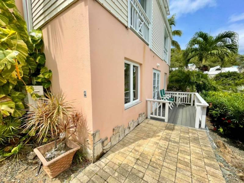 487 Long Bay West End Studio