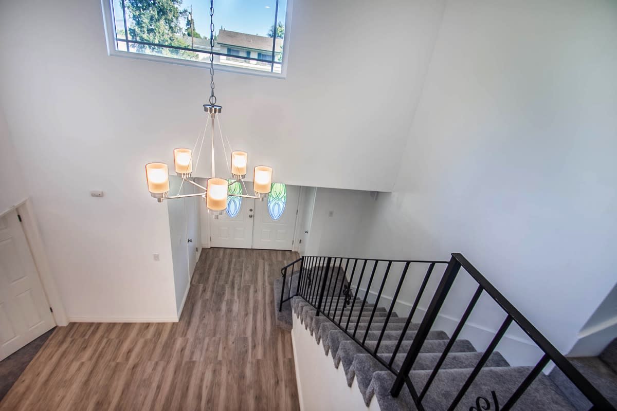 16834 Klee St Northridge, CA
