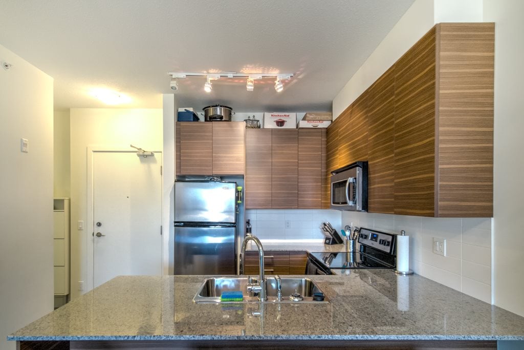 411-5788 Sidley St