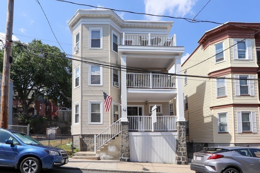24 Gayland St, #2